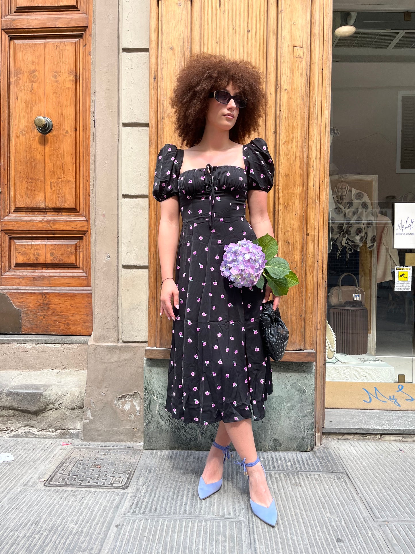 Abito con fiori