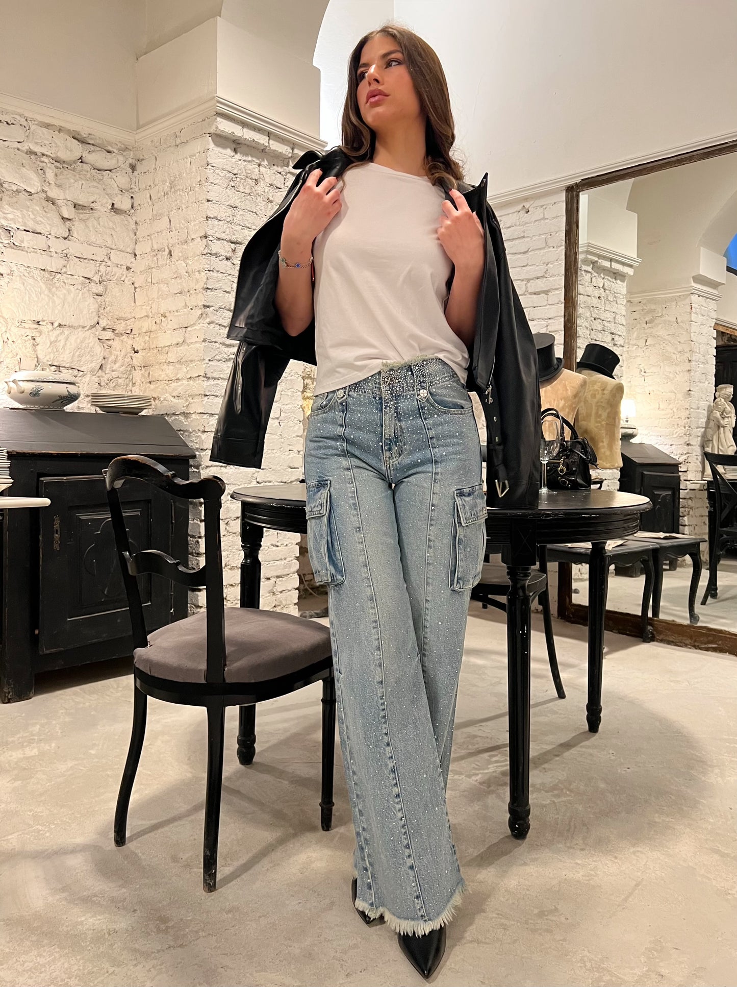 Jeans palazzo con strass
