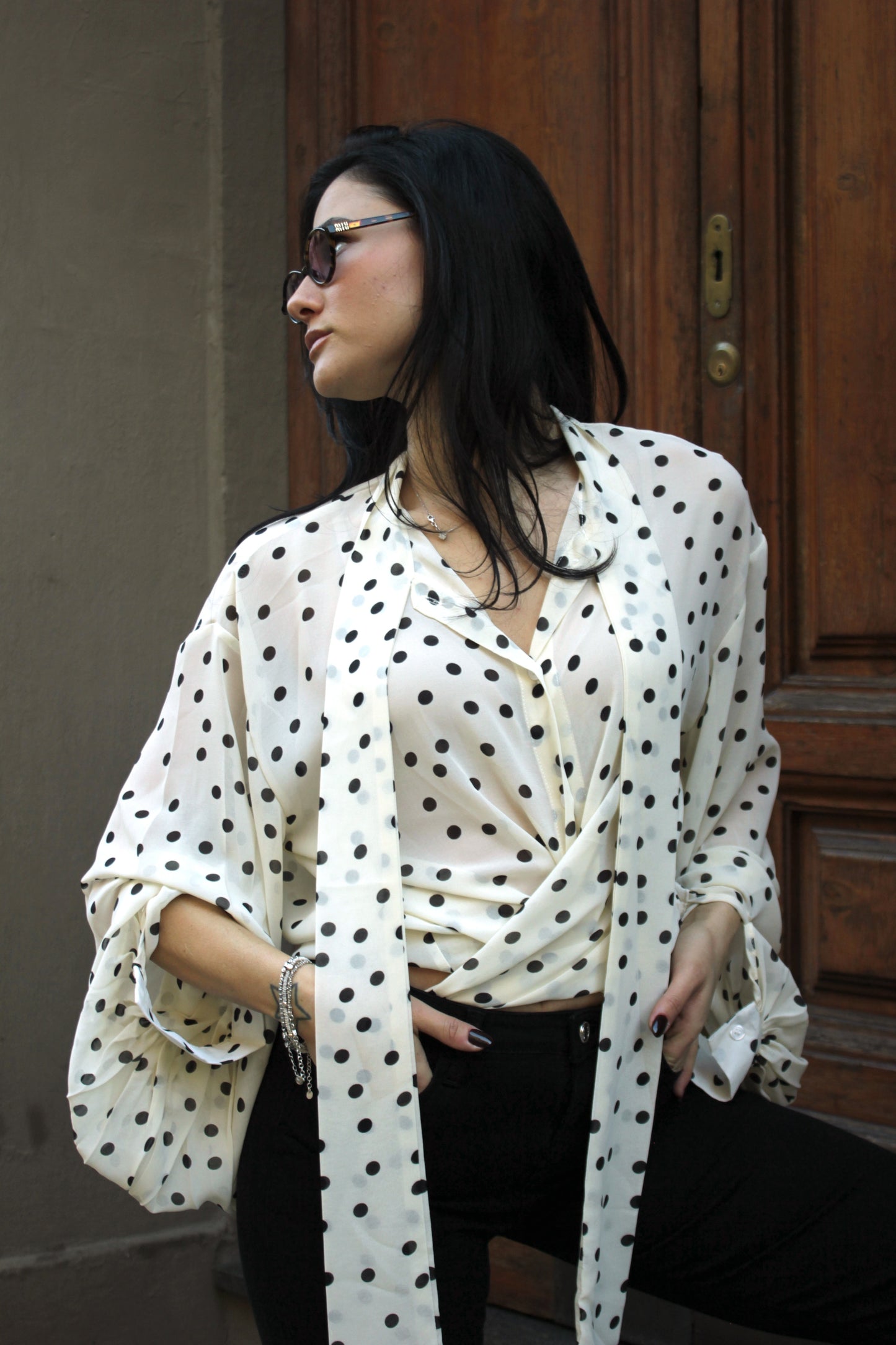 Camicia pois con lacci