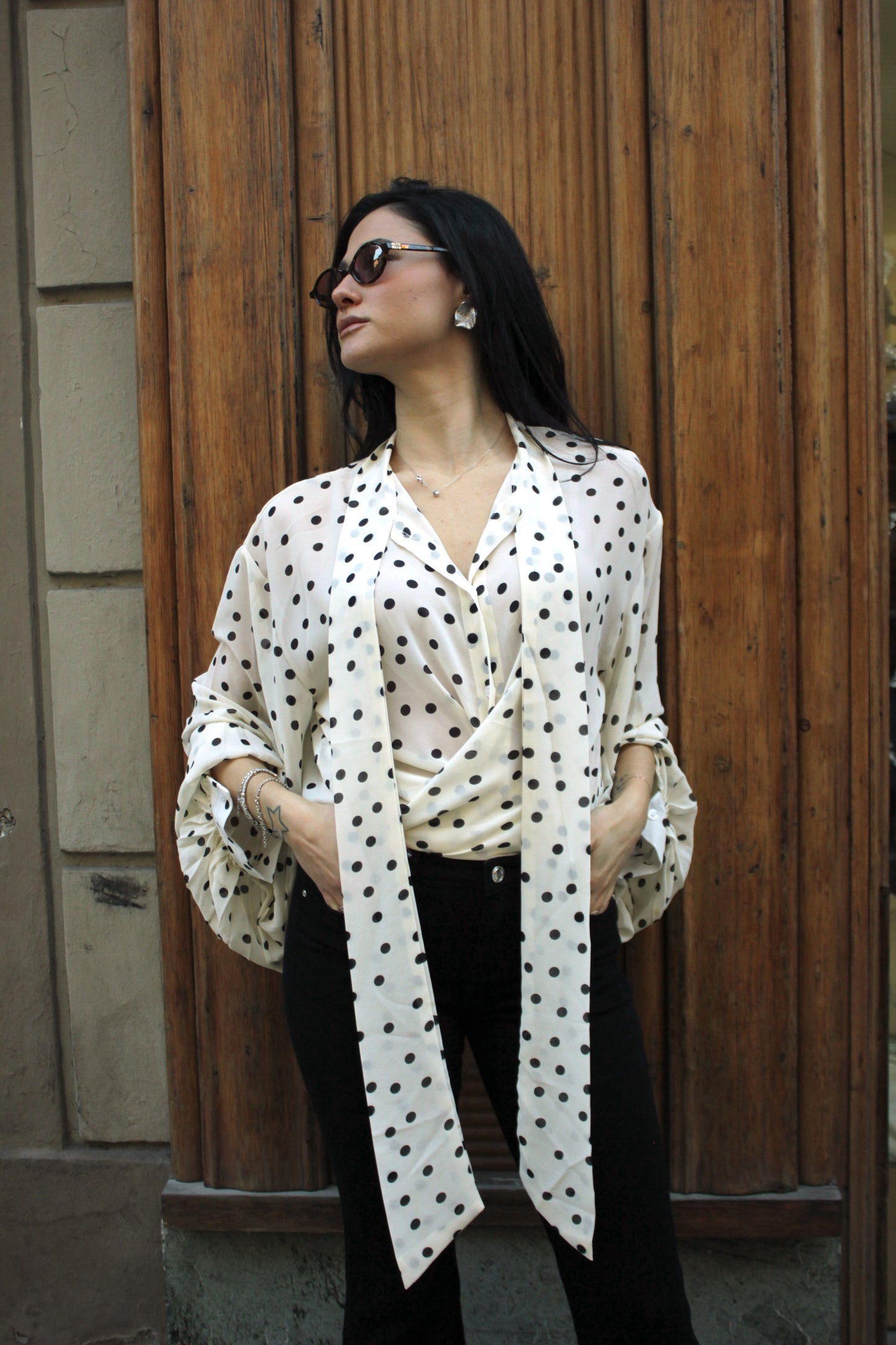 Camicia pois con lacci