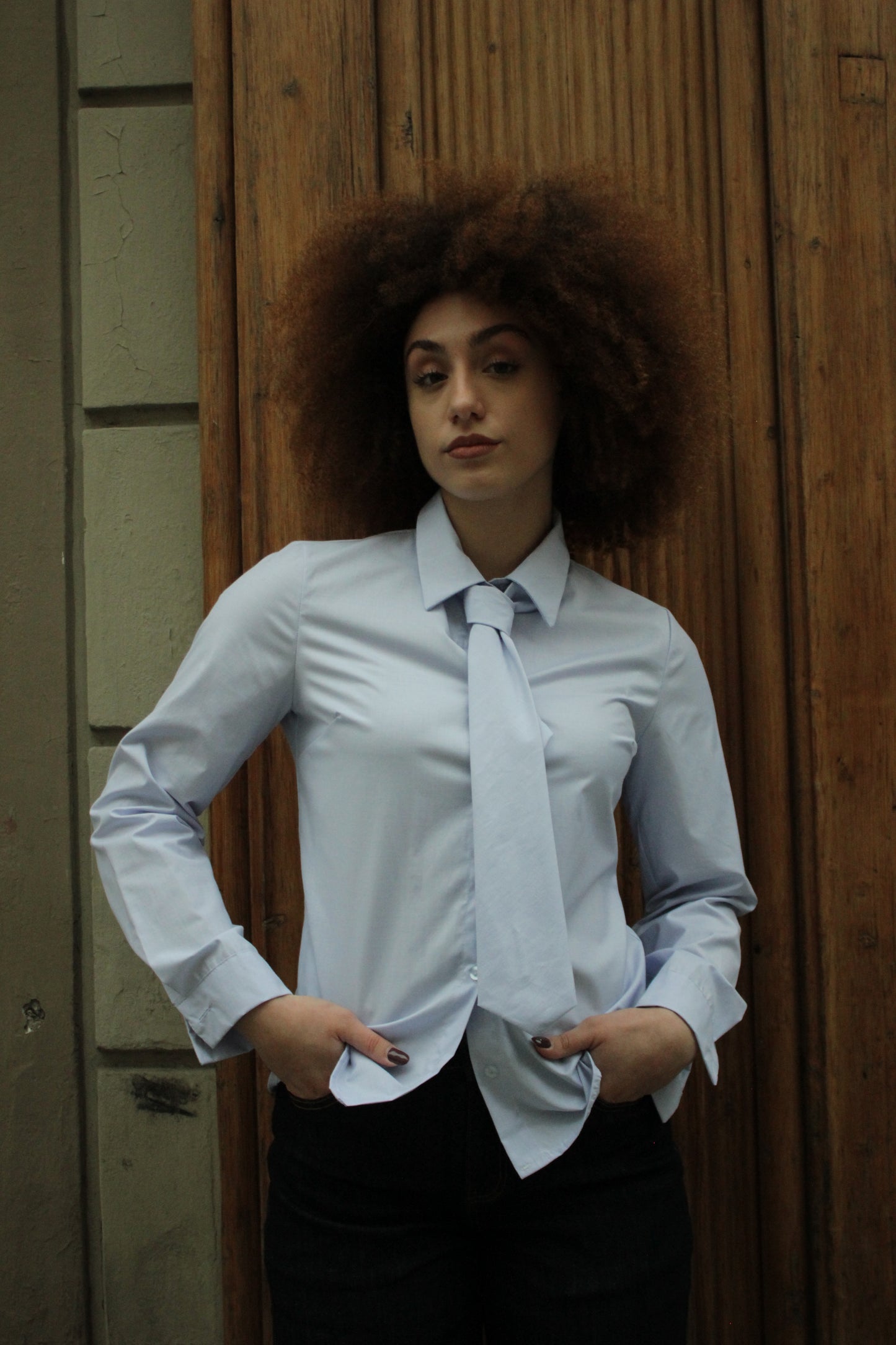 Camicia con cravatta Azzurra