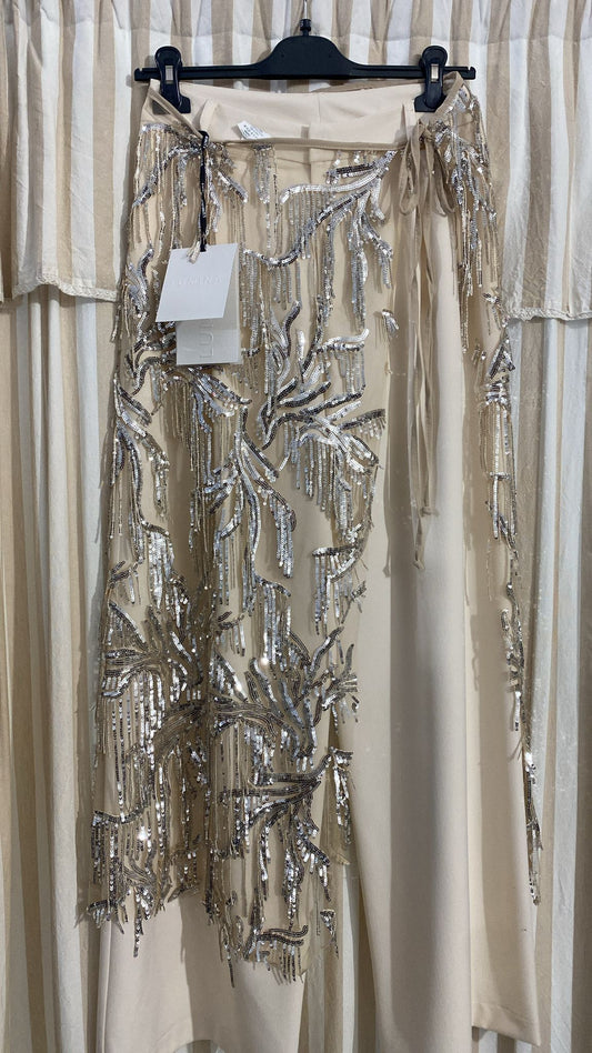 Pareo con paillettes e frange